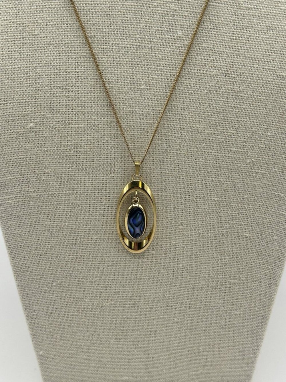 NS Necklace Abalone Shell Oval Shaped Pendant Gold Tone 18" Jewelry Gift Fun
